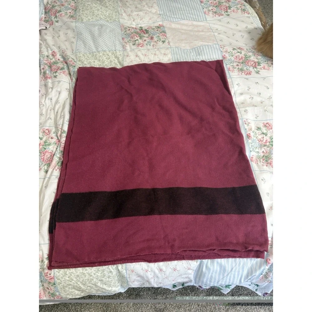 Vintage Early's Witney Point Wool Blanket Maroon Black Stripe 88